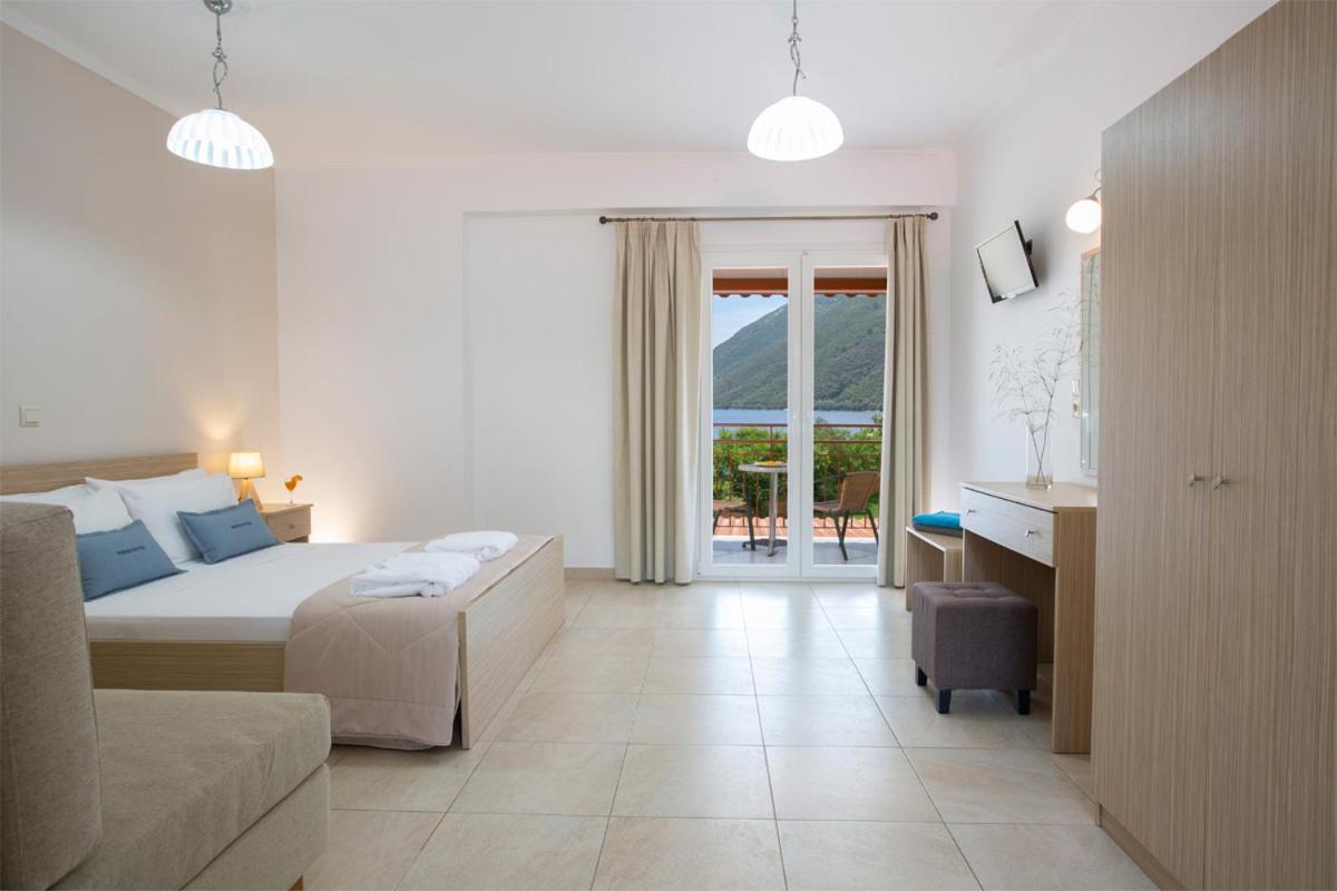 Menes Hotel Geni  Екстер'єр фото